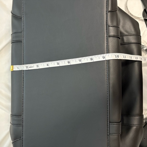 Michel Germain Vegan Leather Weekend Duffle Bag - Picture 9 of 10